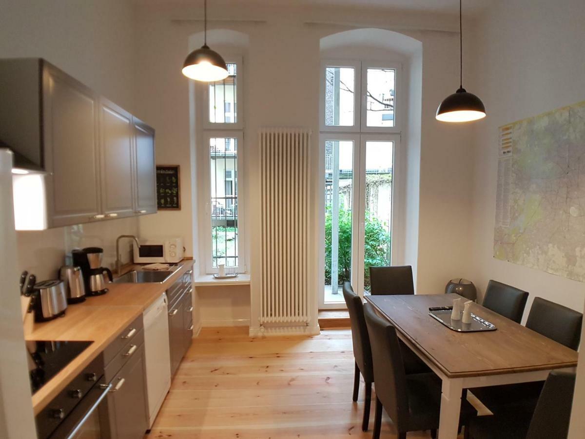 Lang Re By Rockchair Apartments L Superhost Status L 2 Bedrooms Boxspringbeds In City Center - Cozy Family & Business Flair Welcomes You! Βερολίνο Εξωτερικό φωτογραφία