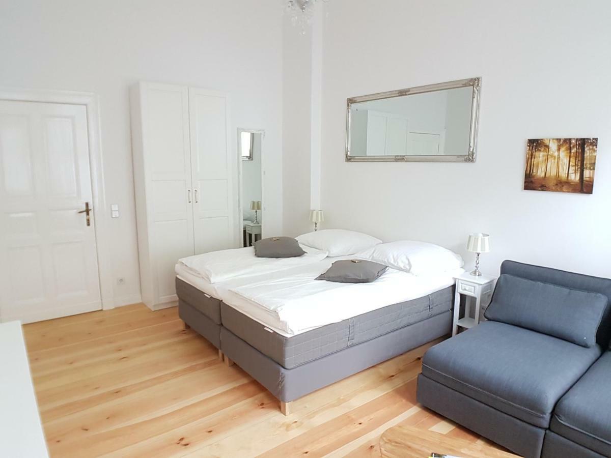 Lang Re By Rockchair Apartments L Superhost Status L 2 Bedrooms Boxspringbeds In City Center - Cozy Family & Business Flair Welcomes You! Βερολίνο Εξωτερικό φωτογραφία